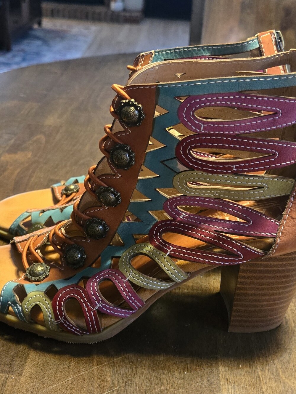 L'Artiste Artdeco Leather Cutout Heeled Gladiator Sandals Boho Multicolor SZ 40